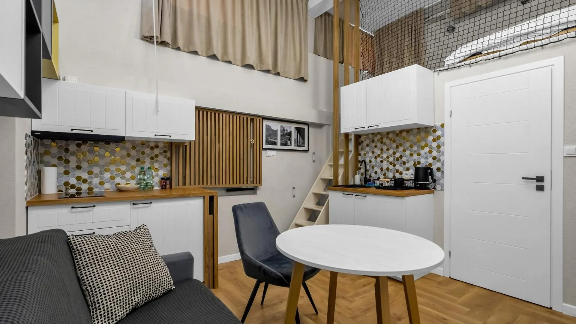 Ogrod Krasinskich Apartments Warsaw
