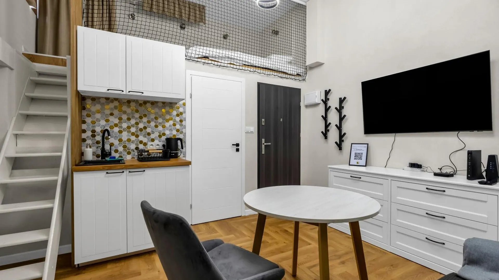 Ogrod Krasinskich Apartments Warsaw