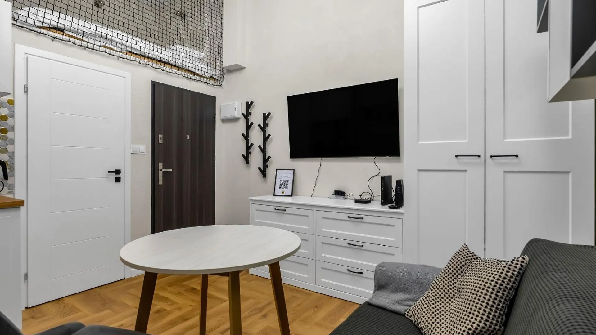 Ogrod Krasinskich Apartments Warsaw