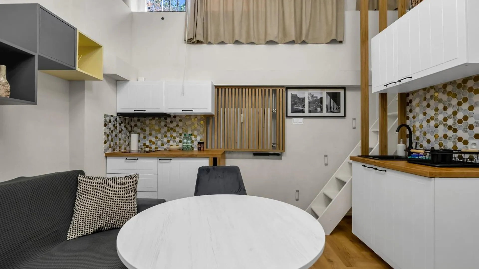 Ogrod Krasinskich Apartments Warsaw